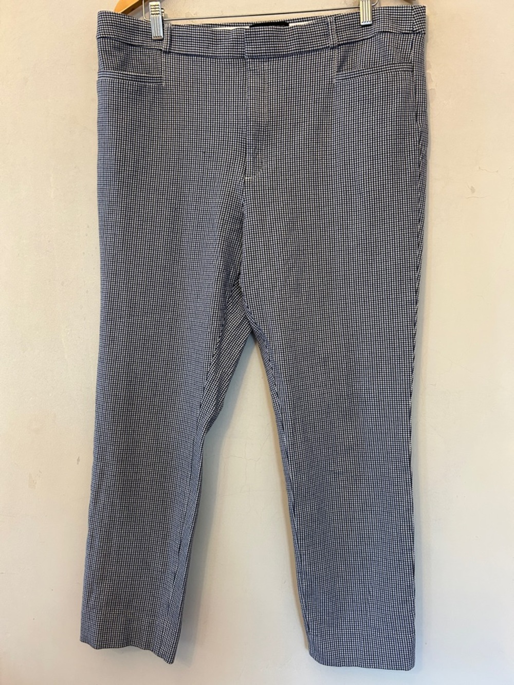 Banana Republic Classic Black and White Houndstooth Pants Size 16 EUC